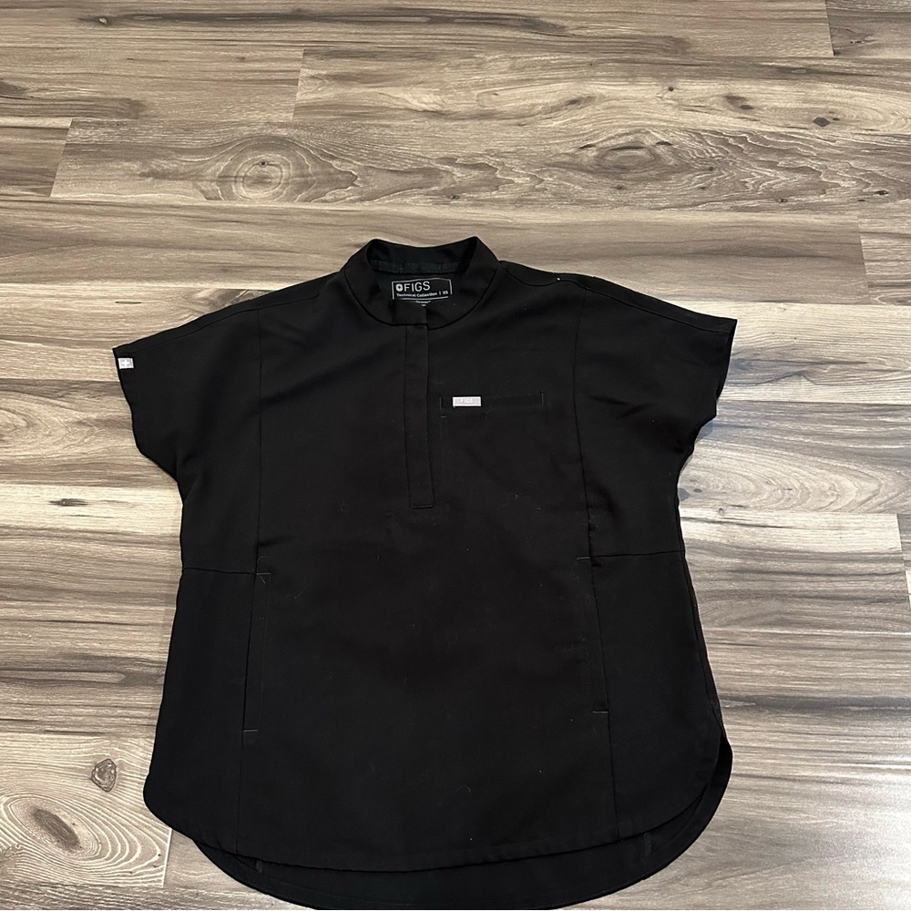 Figs Montex scrub top